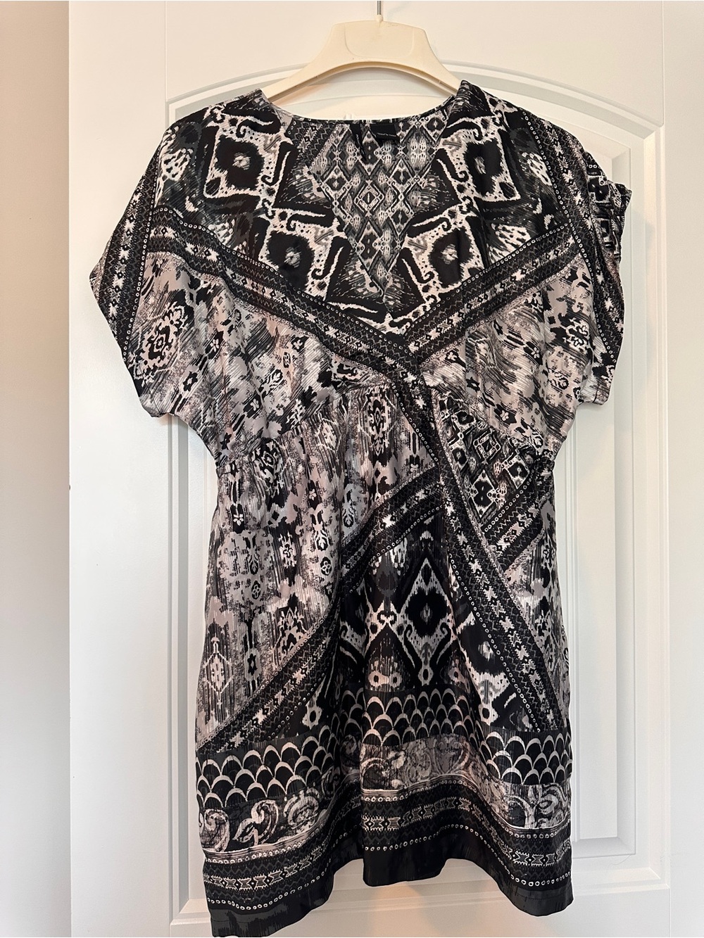 new directions Black & Gray Patterned V-Neck Tunic
